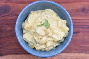 Karrysalat til sild - hjemmelavet. Nem opskrift