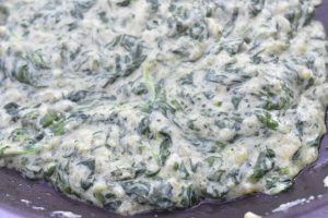 Stuvet spinat - nem opskrift med mælk