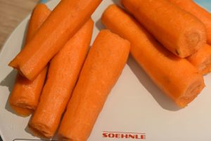 Hurtige gulerodsboller med skyr og havregryn