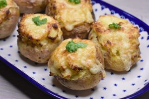 Bagte kartofler med fyld - dobbeltbagte
