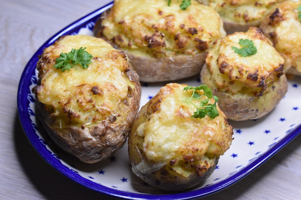 Fyldte bagte kartofler - dobbeltbagte kartofler