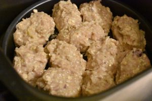 Kyllingefrikadeller i airfryer - nem sund opskrift