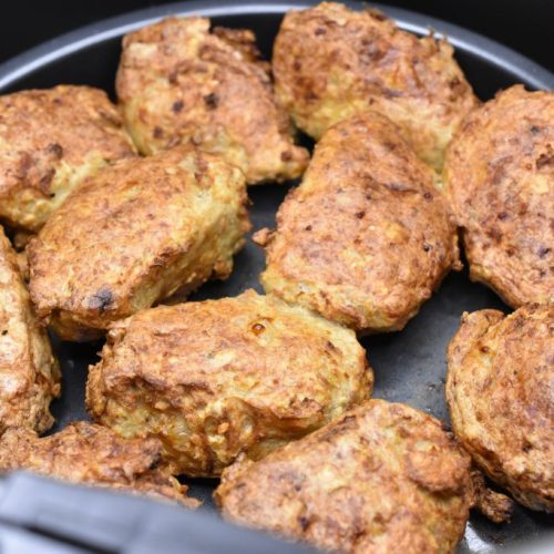 Kyllingefrikadeller i airfryer - nem sund opskrift
