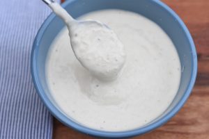 Cæsar dressing - nem opskrift på cæsardressing