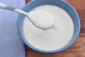 Cæsar dressing - nem opskrift på cæsardressing