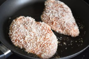 DSC_2507 • nogetiovnen.dk Cæsar salat - opskrift på sprød salat med kylling