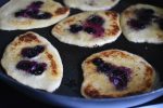 Blåbær pandekager - amerikanske pandekager med blåbær