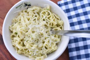 Pasta med ramsløg - nem pastaret med ramsløgscreme 
