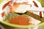 Koteletter i fad i airfryer med fløde og tomat - opskrift