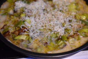 Tærte i airfryer - opskrift på porretærte med nem tærtedej