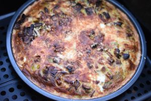 Tærte i airfryer - opskrift på porretærte med nem tærtedej