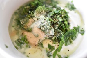 Sauce verte - opskrift på nem krydderurte dressing