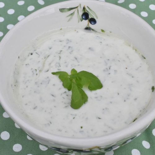 Sauce verte - opskrift på nem krydderurte dressing