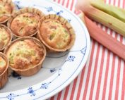 Mazarinmuffins med rabarber - opskrift
