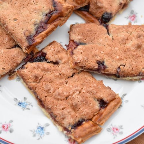 Butterdejsstang med makronfyld - lækre kage snitter