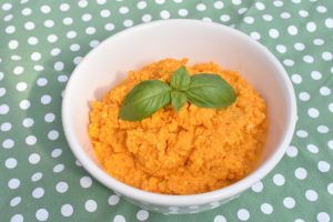 Gulerodspesto - nem pesto med gulerødder og mandler