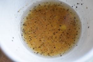 Forårssalat med radiser - grøn salat med nem dressing