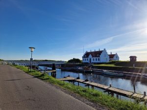 På tur til Svinkløv Badehotel, Fosdalen og Løgstør havn