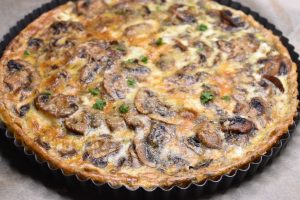 Champignontærte - nem opskrift på tærte med champignon