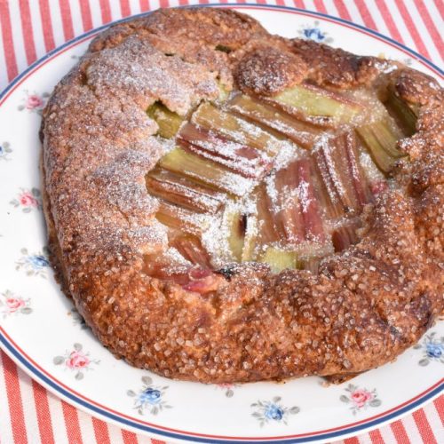 Rabarbergalette - nem opskrift på sprød galette med rabarber