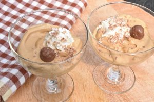 Kaffemousse uden husblas - nem kaffe dessert med fløde 