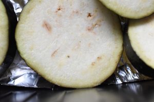 DSC_3755 • nogetiovnen.dk Aubergine i airfryer - opskrift på bagt aubergine