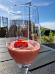 Nicecream med jordbær opskrift - sund jordbæris med banan