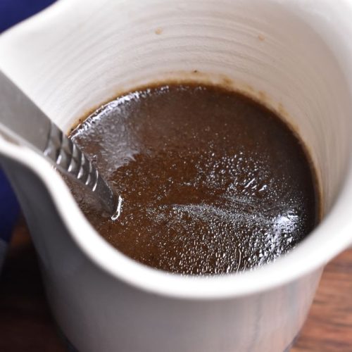 Skysovs - nem opskrift på brun sovs af stegesky el. bouillon