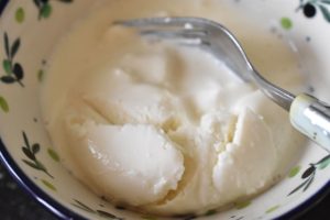 Stracciatella - nem opskrift på hjemmelavet stracciatella ost