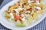 DSC_3774 • nogetiovnenstaging.com Salat med fersken og mozzarella - nem ferskensalat opskrift