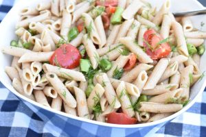 DSC_3787 • nogetiovnen.dk Pastasalat med asparges, dild og tomater - nem opskrift