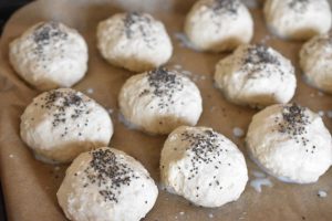 DSC_3814 • nogetiovnen.dk Brusebadsboller - opskrift på nemme morgenboller