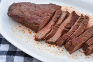 Flanksteak i airfryer - nem opskrift på flank steak