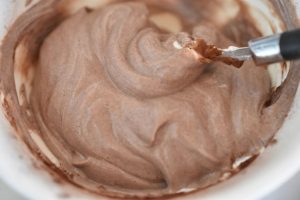 Skyr med kakao - opskrift på sund protein dessert med