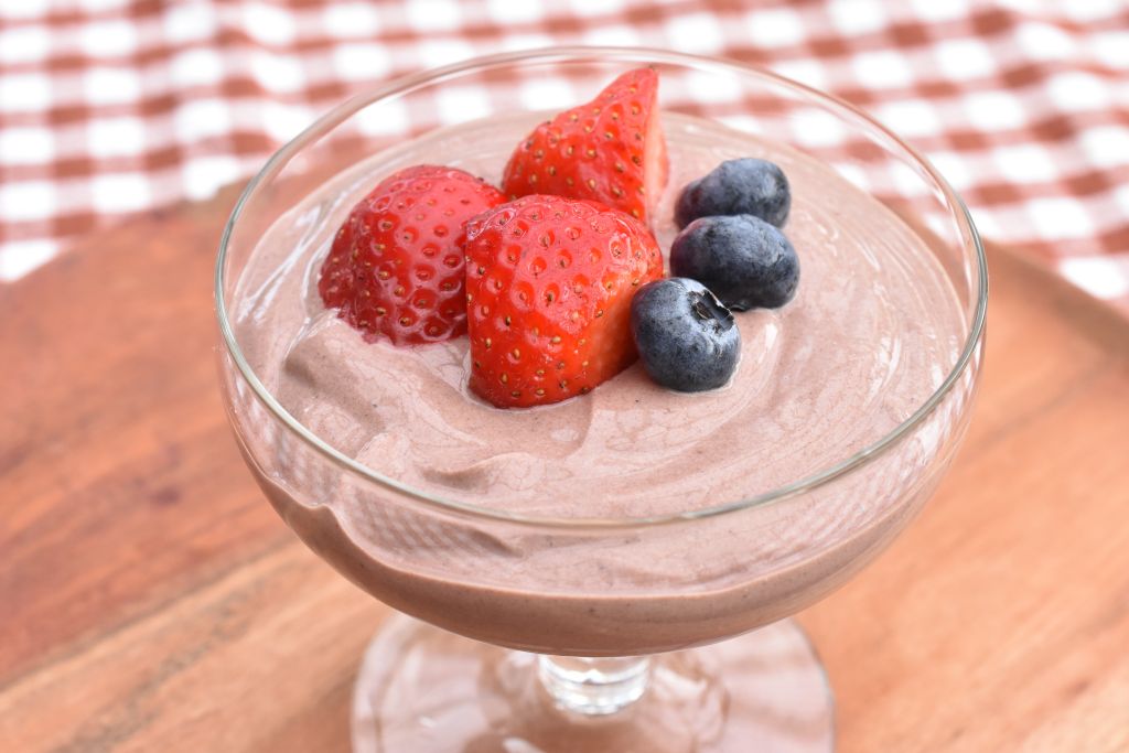 Skyr med kakao - opskrift på sund protein dessert med