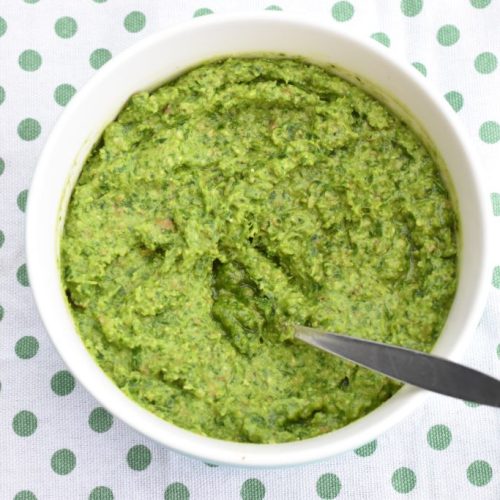 Hjemmelavet pesto - nem opskrift på grøn pesto
