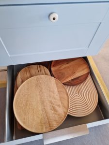 20240704_204256 • nogetiovnen.dk Nyt køkken i sommerhuset - se en forvandling