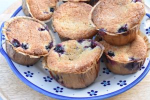 DSC_0010 • nogetiovnen.dk Solbærmuffins - nem opskrift på saftige muffins med solbær