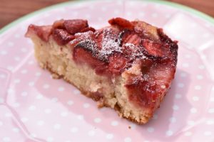Nem tærte med jordbær - opskrift uden marcipan
