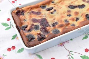 Clafoutis - nem opskrift på fransk kirsebærkage 