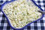 Coleslaw med spidskål - nem salat opskrift