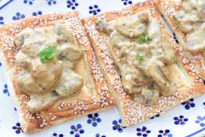 DSC_0656 • nogetiovnen.dk Butterdejstærte med svampe - sprød butterdej med champignon