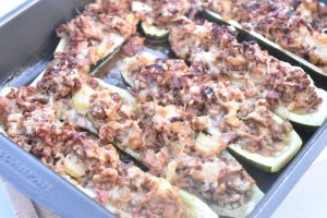 Fyldte squash - nem opskrift på fyldt farseret squash