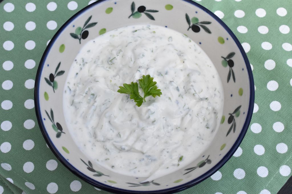 Persilledressing - nem opskrift på hvid dressing m. persille