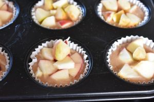Æblemuffins med crumble - æblecrumble cupcakes