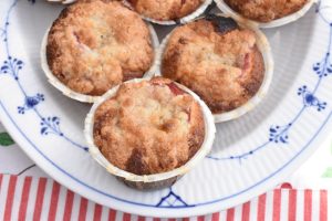 Blommemuffins med crumble topping 