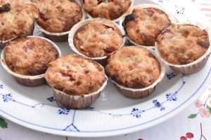 Blommemuffins med crumble topping 