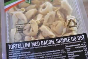 Tortellini suppe med bacon og fløde - one pot 