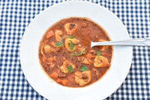 Tortellini suppe med bacon og fløde - one pot