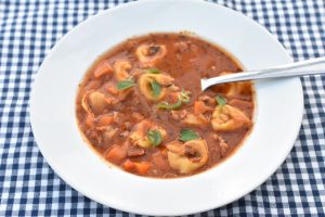 Tortellini suppe med bacon og fløde - one pot 